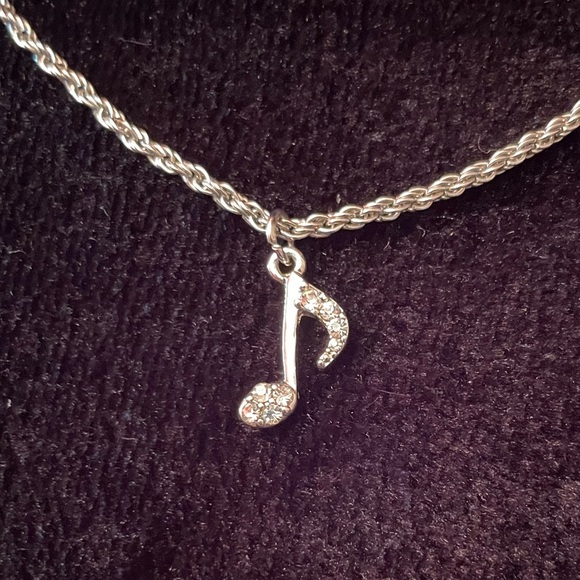 Jennifer Lopez Silver-tone Necklace Rhinestone Music Note 16”Long & 2” Extension - Picture 5 of 7